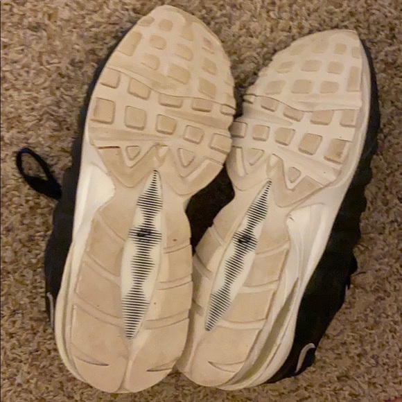 AirMax 95 - Picture 3 of 5